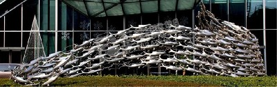 辦公樓大門(mén)口建筑落地?cái)[件魚(yú)群不銹鋼雕塑定制